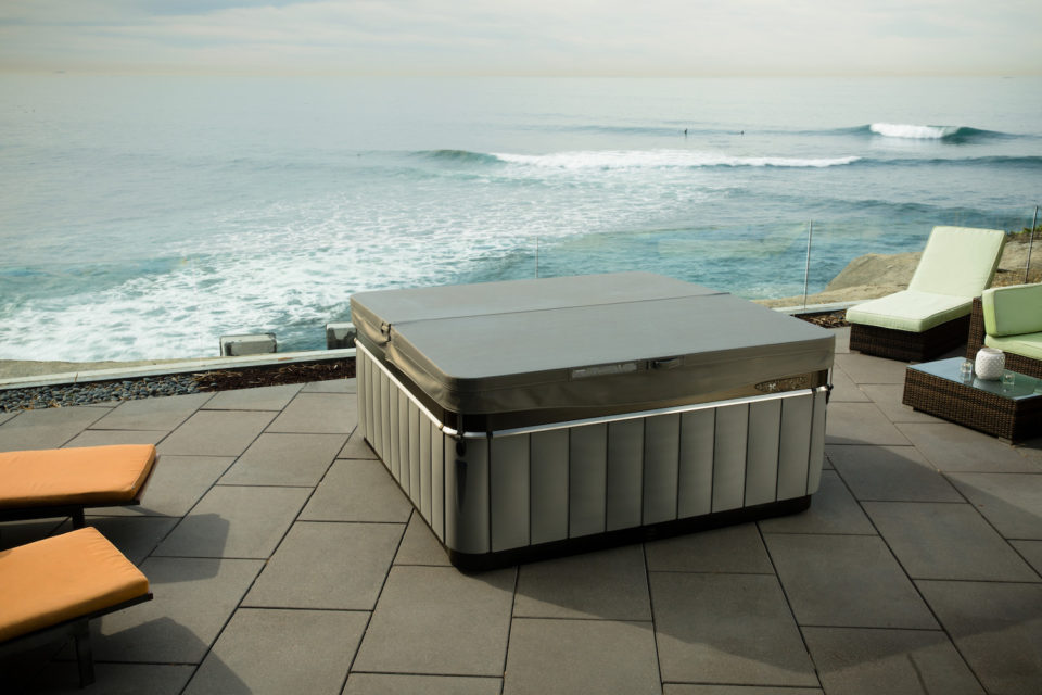 10 of the Most Reliable Hot Tubs—How to Be Sure You’re Getting the Best