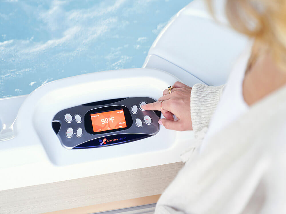 A user-friendly Caldera connected spa with easy ownership features, including helpful maintenance reminders.