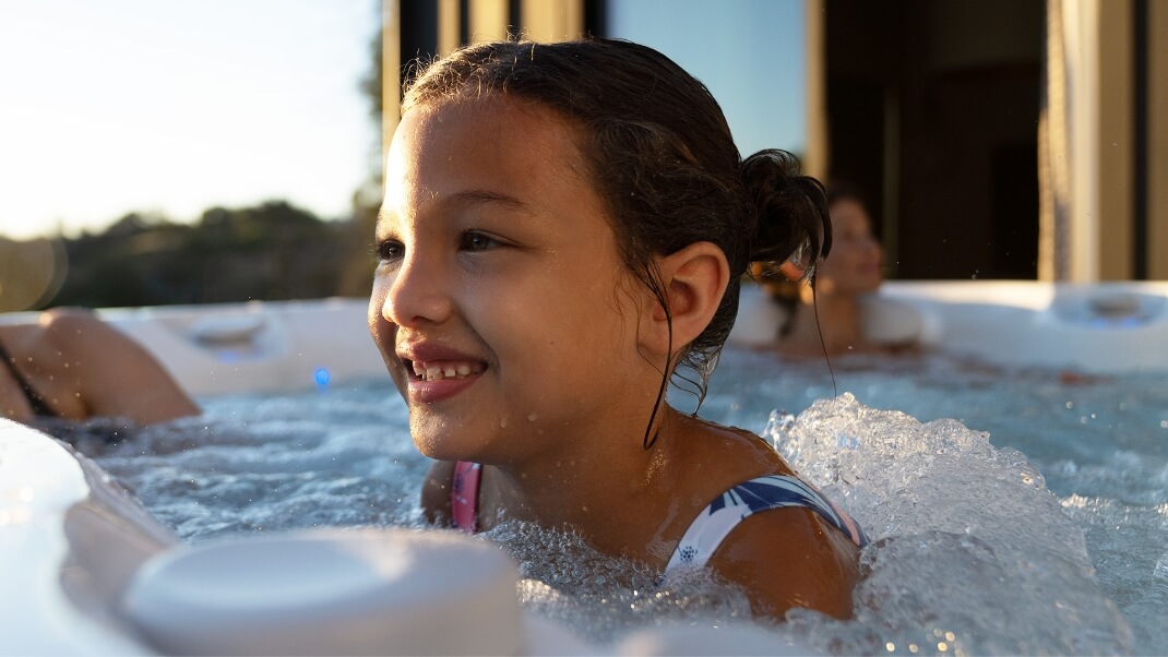 2026-CS-FWIQ-LandingPage-Images-Girl-Smiling